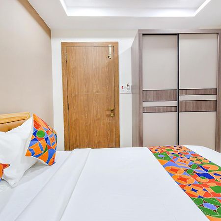 Fabhotel Seri - Nr Kims Hospital, Gachibowli Hyderabad Exterior photo