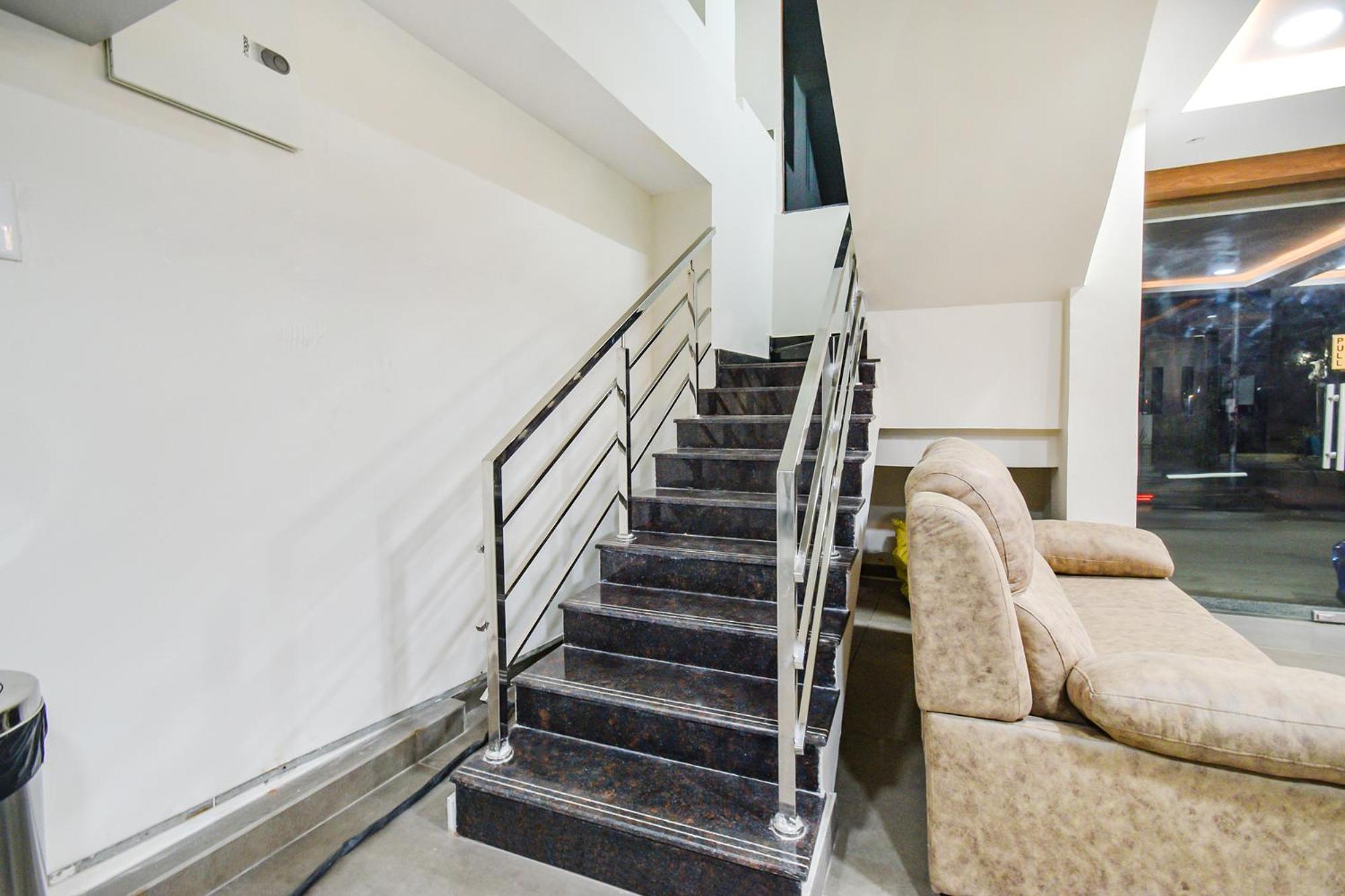 Fabhotel Seri - Nr Kims Hospital, Gachibowli Hyderabad Exterior photo