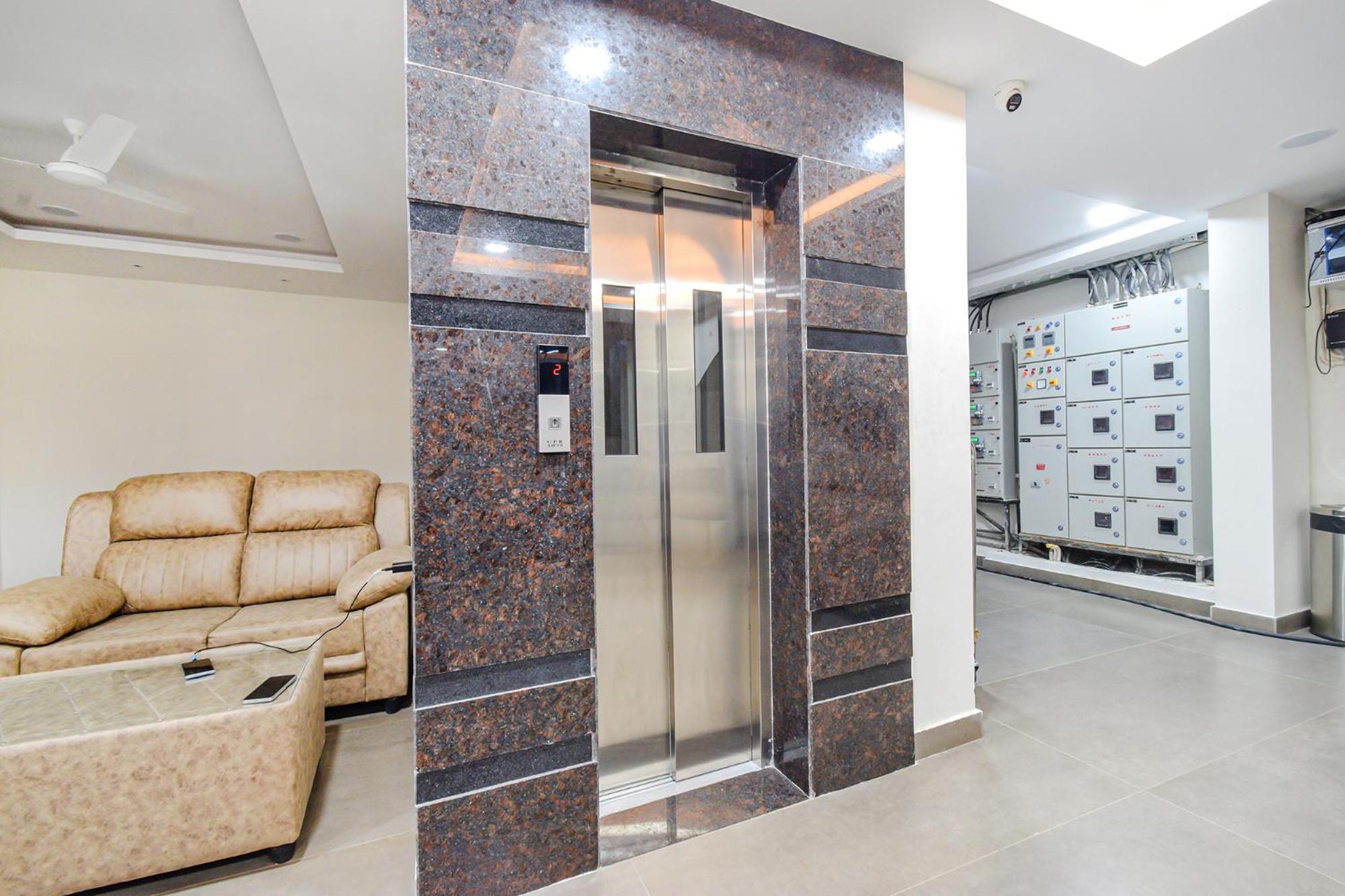 Fabhotel Seri - Nr Kims Hospital, Gachibowli Hyderabad Exterior photo