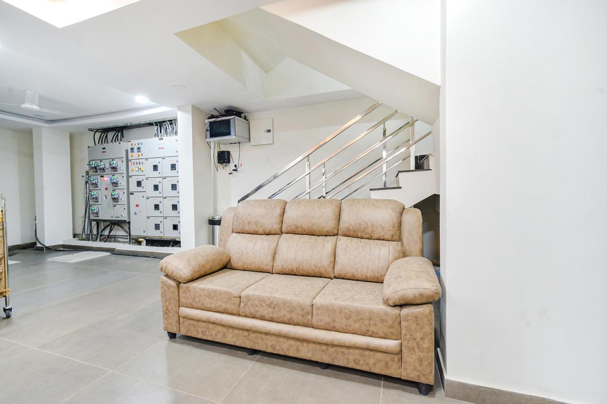 Fabhotel Seri - Nr Kims Hospital, Gachibowli Hyderabad Exterior photo